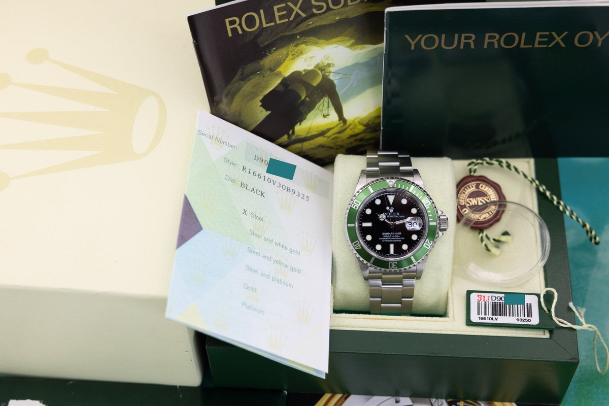 2005 Rolex Submariner Date Ref. 16610LV Kermit | Box and Papers - Sierra Time Co