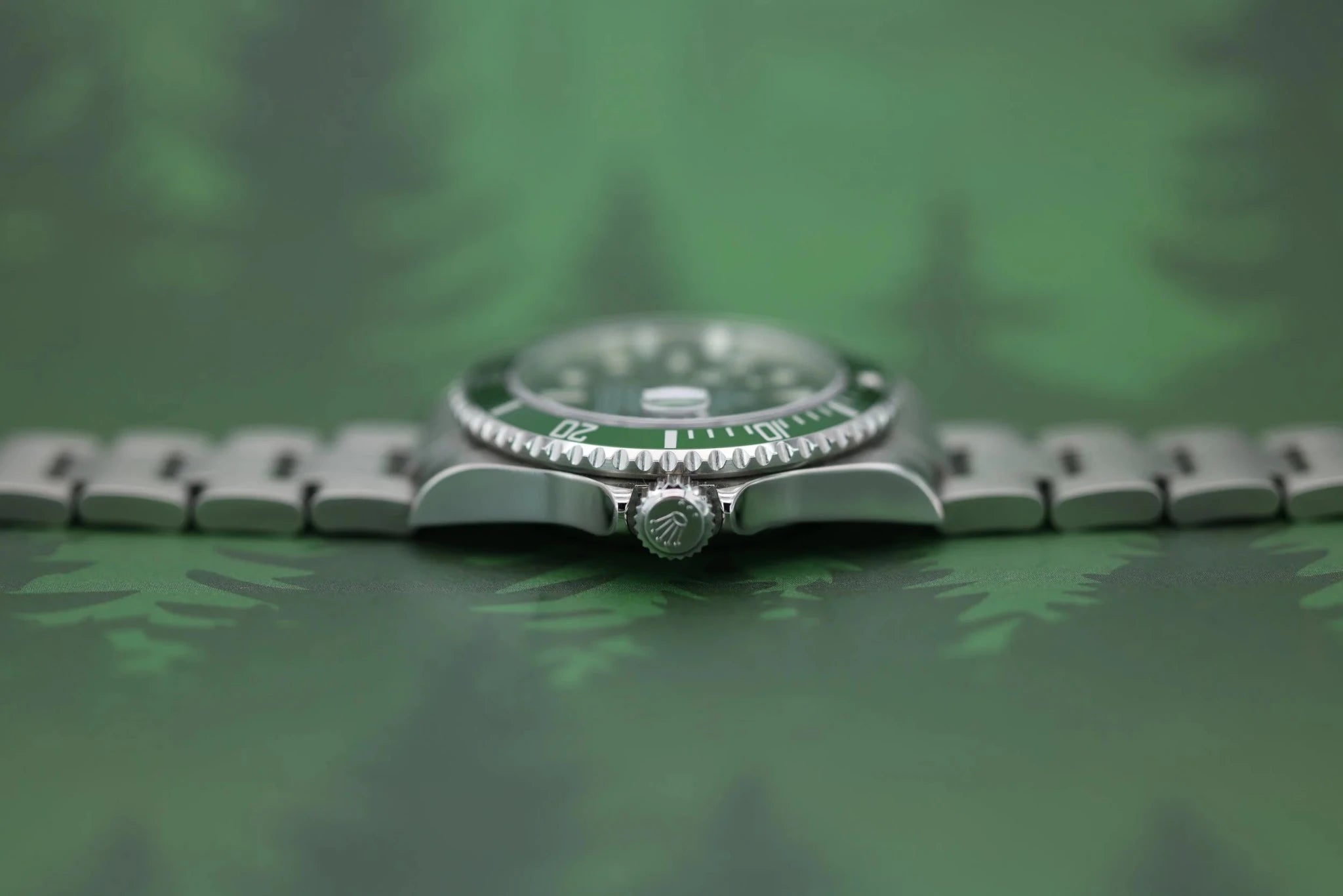 2005 Rolex Submariner Ref. 16610LV Kermit | Like New | Box and Papers - Sierra Time Co