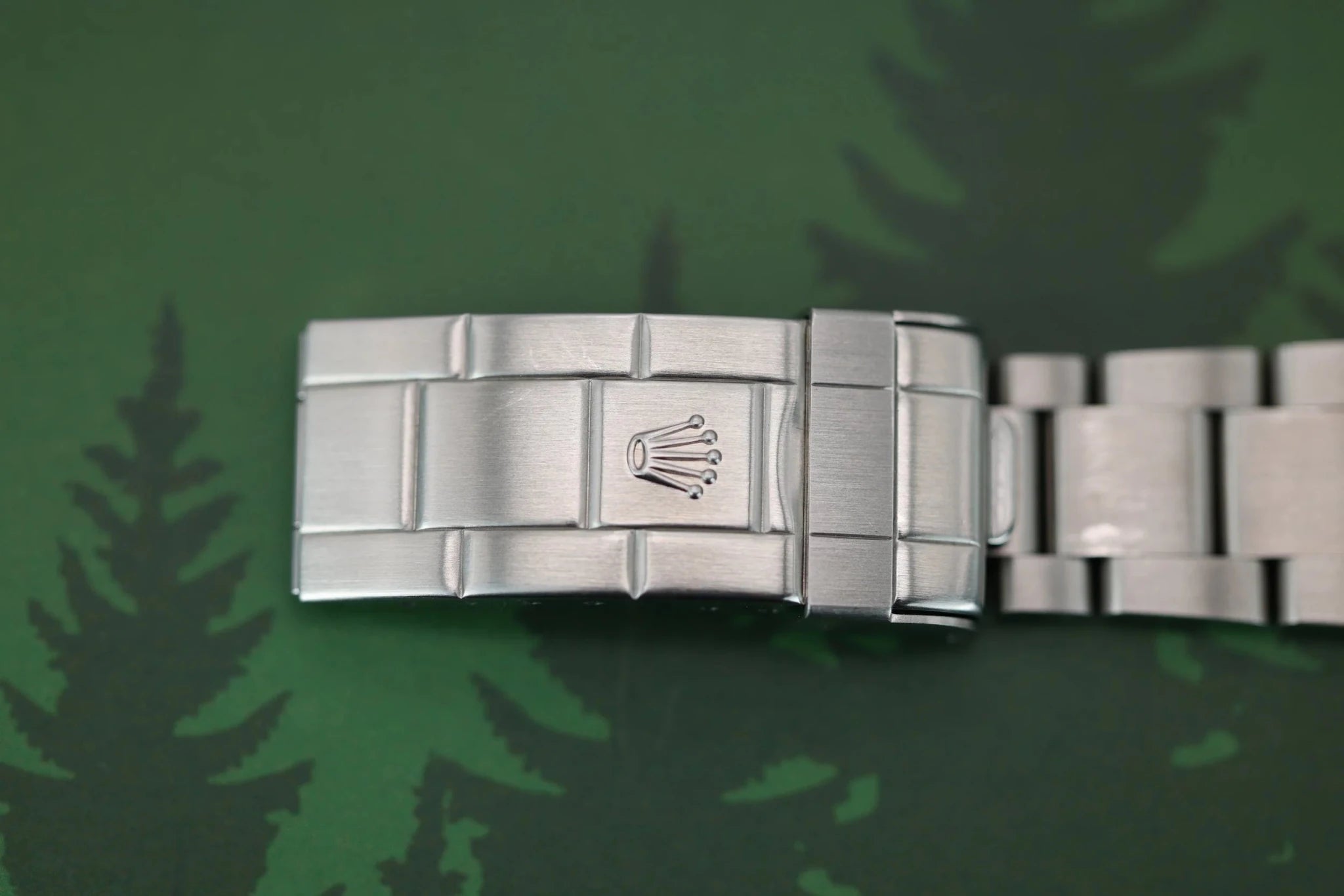 2005 Rolex Submariner Ref. 16610LV Kermit | Like New | Box and Papers - Sierra Time Co