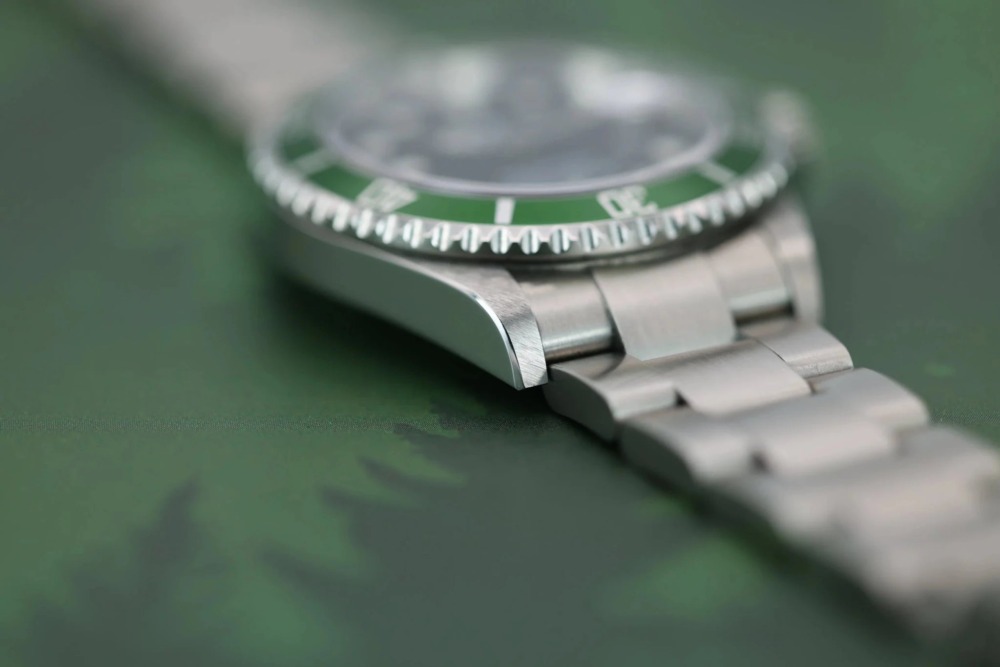 2005 Rolex Submariner Ref. 16610LV Kermit | Like New | Box and Papers - Sierra Time Co