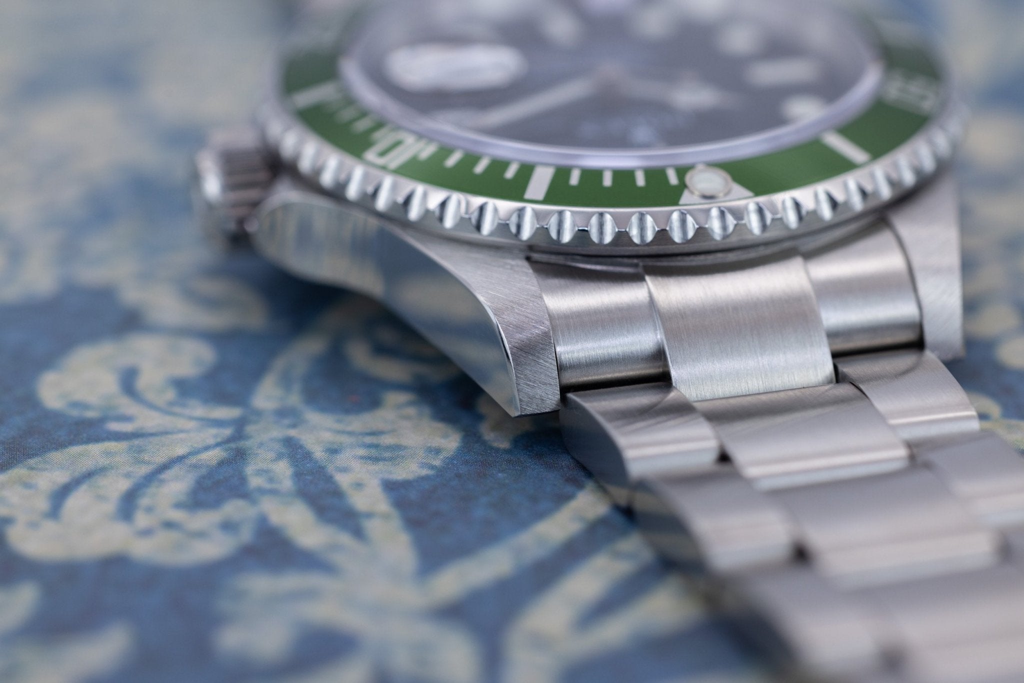 2006 Rolex Submariner Date Ref. 16610LV Kermit | 2019 RSC Card | Box - Sierra Time Co