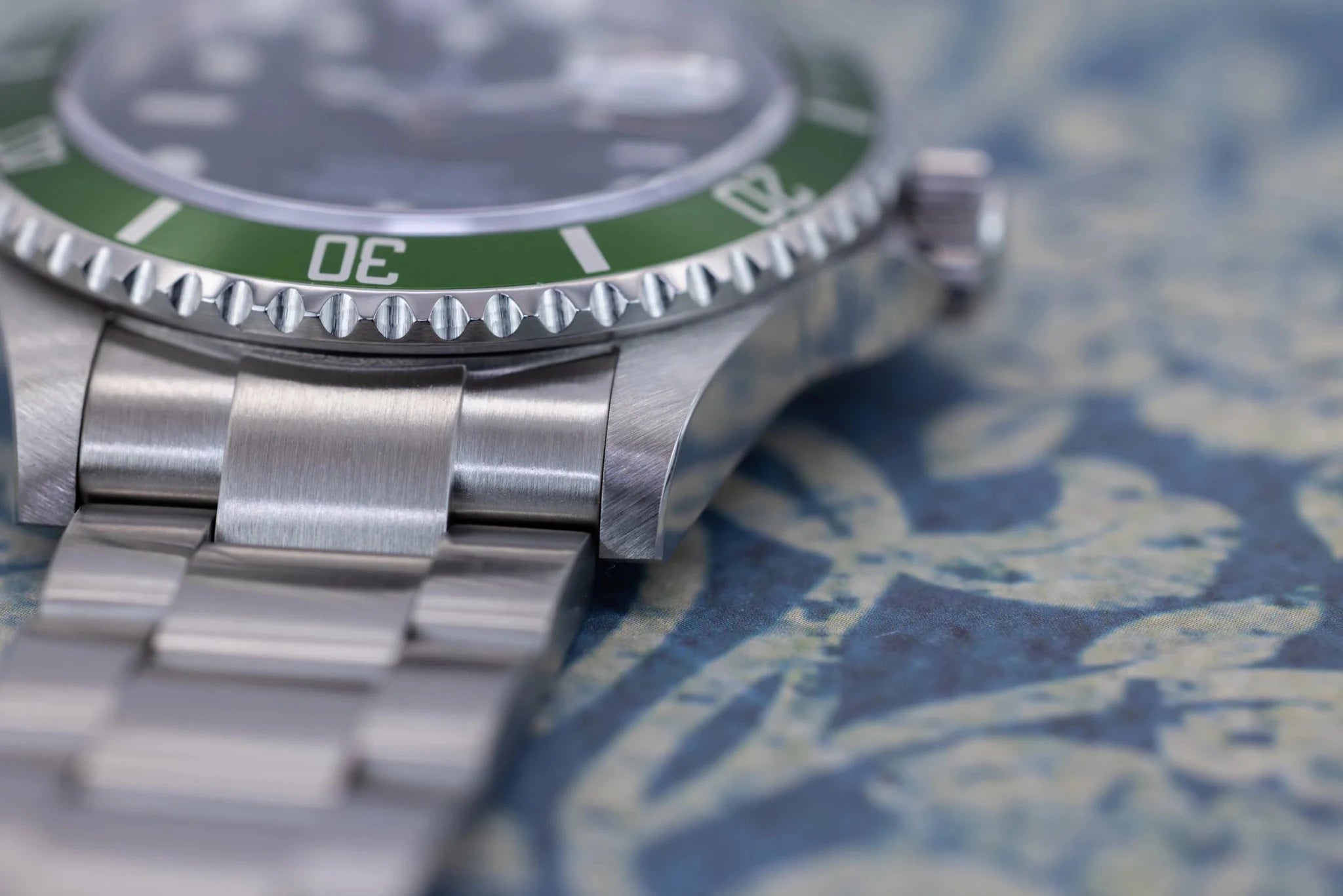 2006 Rolex Submariner Date Ref. 16610LV Kermit | 2019 RSC Card | Box - Sierra Time Co
