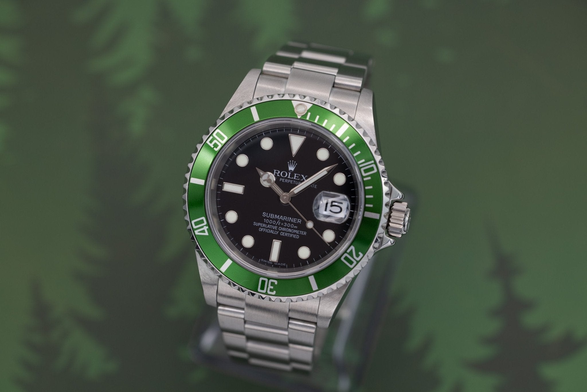 2006 Rolex Submariner Date Ref. 16610LV Kermit | 2026 RSC Service | Box and Papers - Sierra Time Co