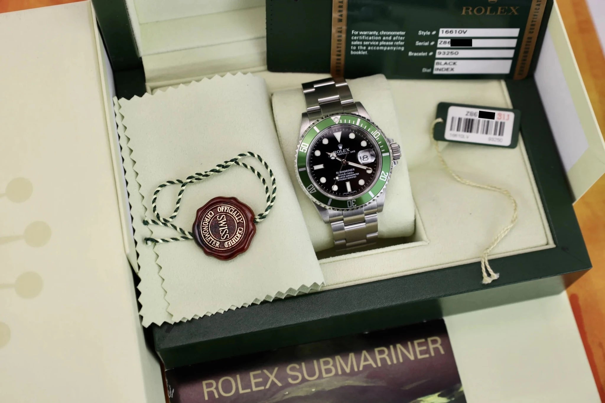 2007 Rolex Submariner Ref. 16610LV Kermit | Box and Papers - Sierra Time Co