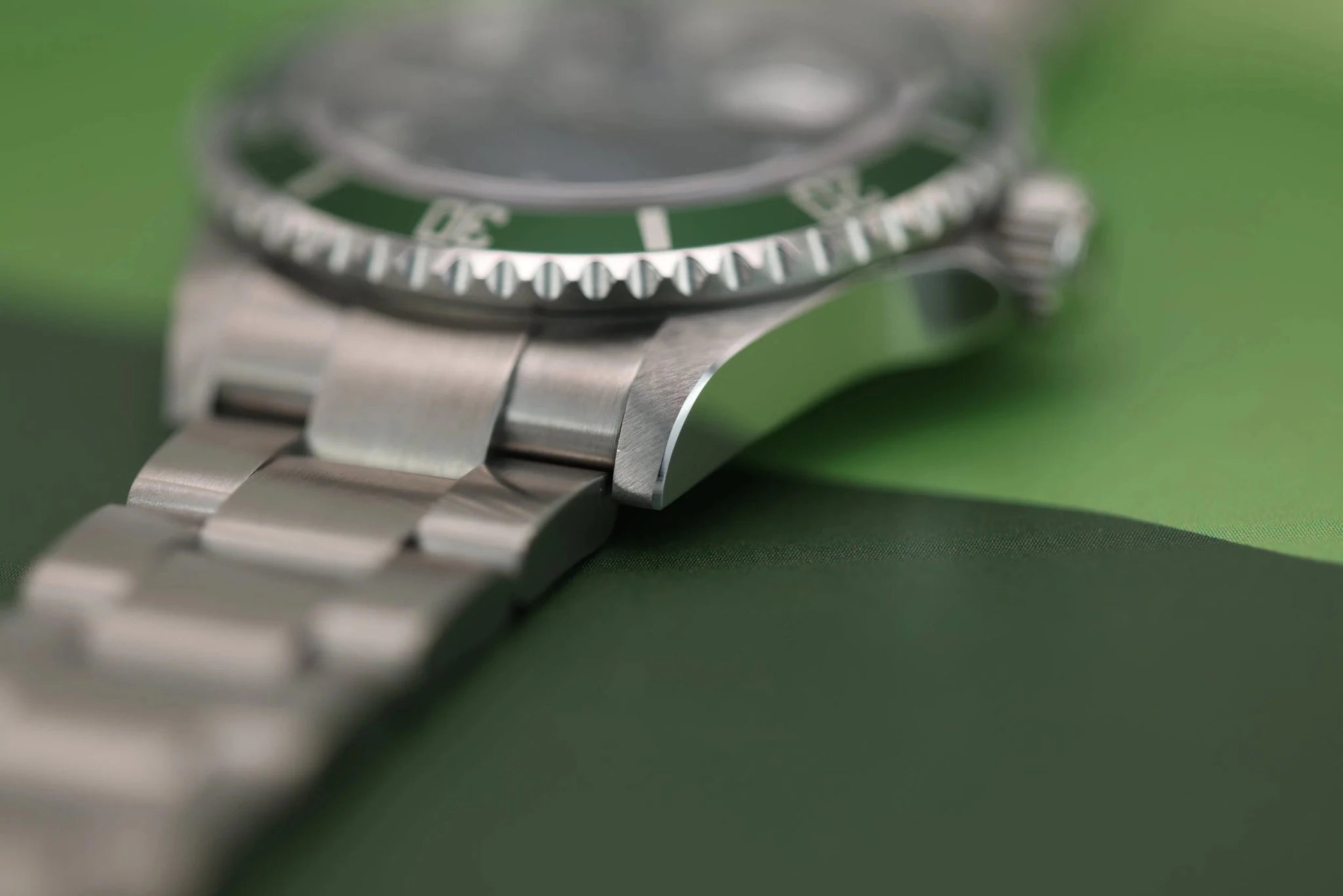 2008 Rolex Submariner Ref. 16610LV | Kermit | Box and Papers - Sierra Time Co
