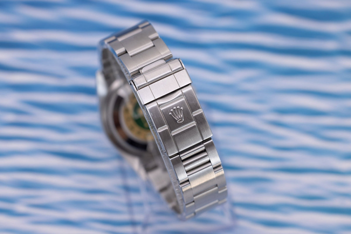 2009 Rolex Explorer I Ref. 114270 | Like New Condition | RSC Service Card - Sierra Time Co