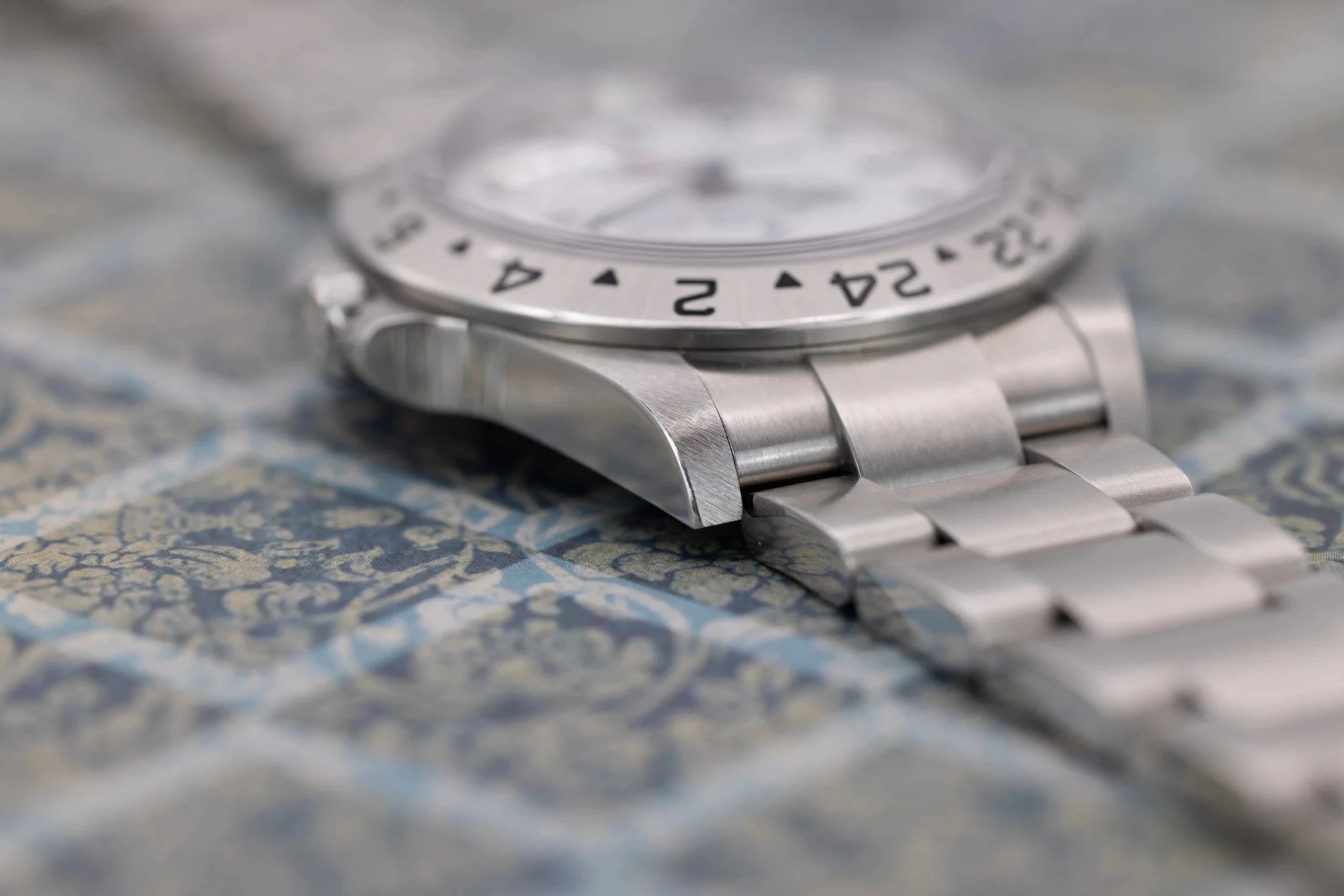 2009 Rolex Explorer II Ref. 16570 Polar | 3186 Movement | Engraved Rehaut | Full Set - Sierra Time Co