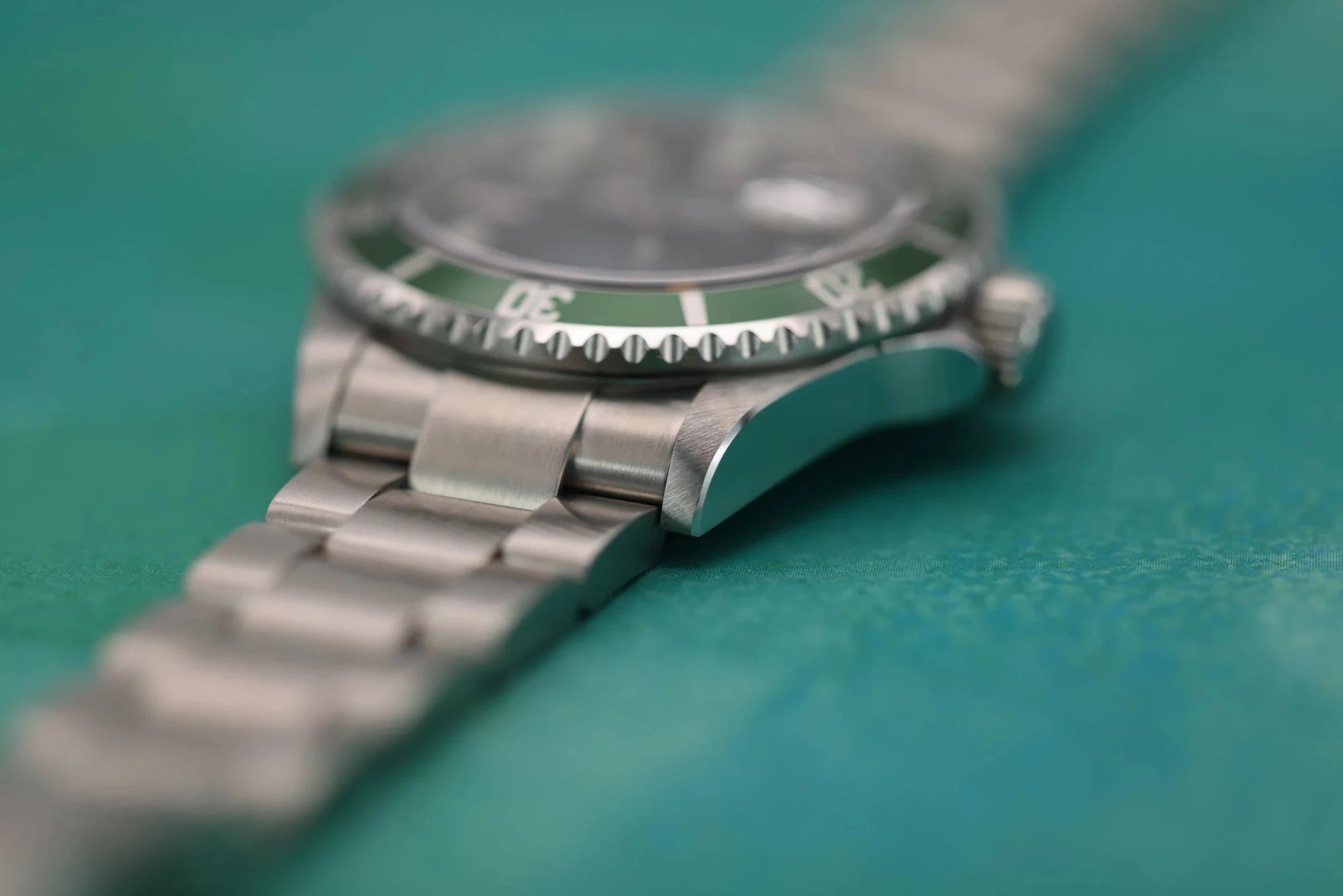 2009 Rolex Submariner Ref. 16610LV Kermit | Box and Papers - Sierra Time Co