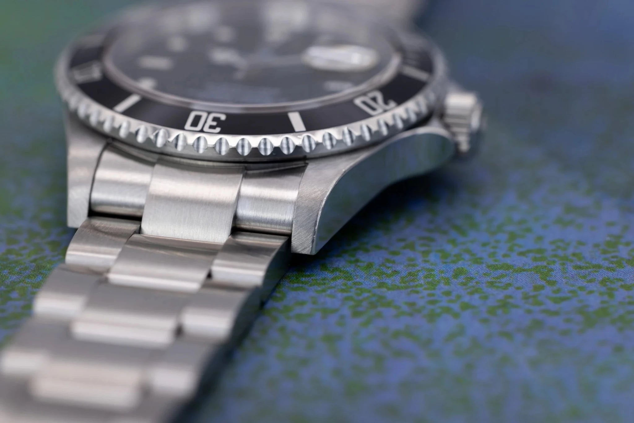 2010 Rolex Submariner Date Ref. 16610 | Engraved Rehaut | Box and Papers - Sierra Time Co