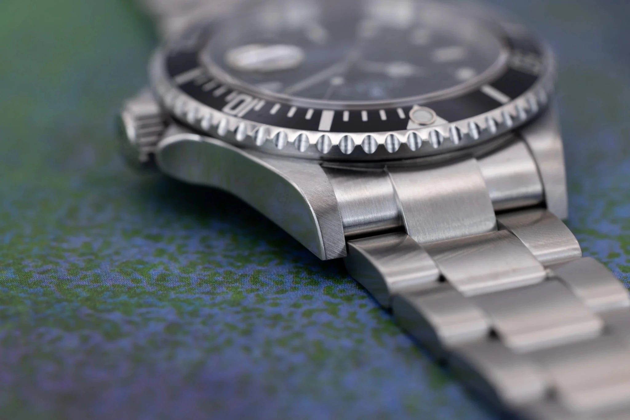 2010 Rolex Submariner Date Ref. 16610 | Engraved Rehaut | Box and Papers - Sierra Time Co