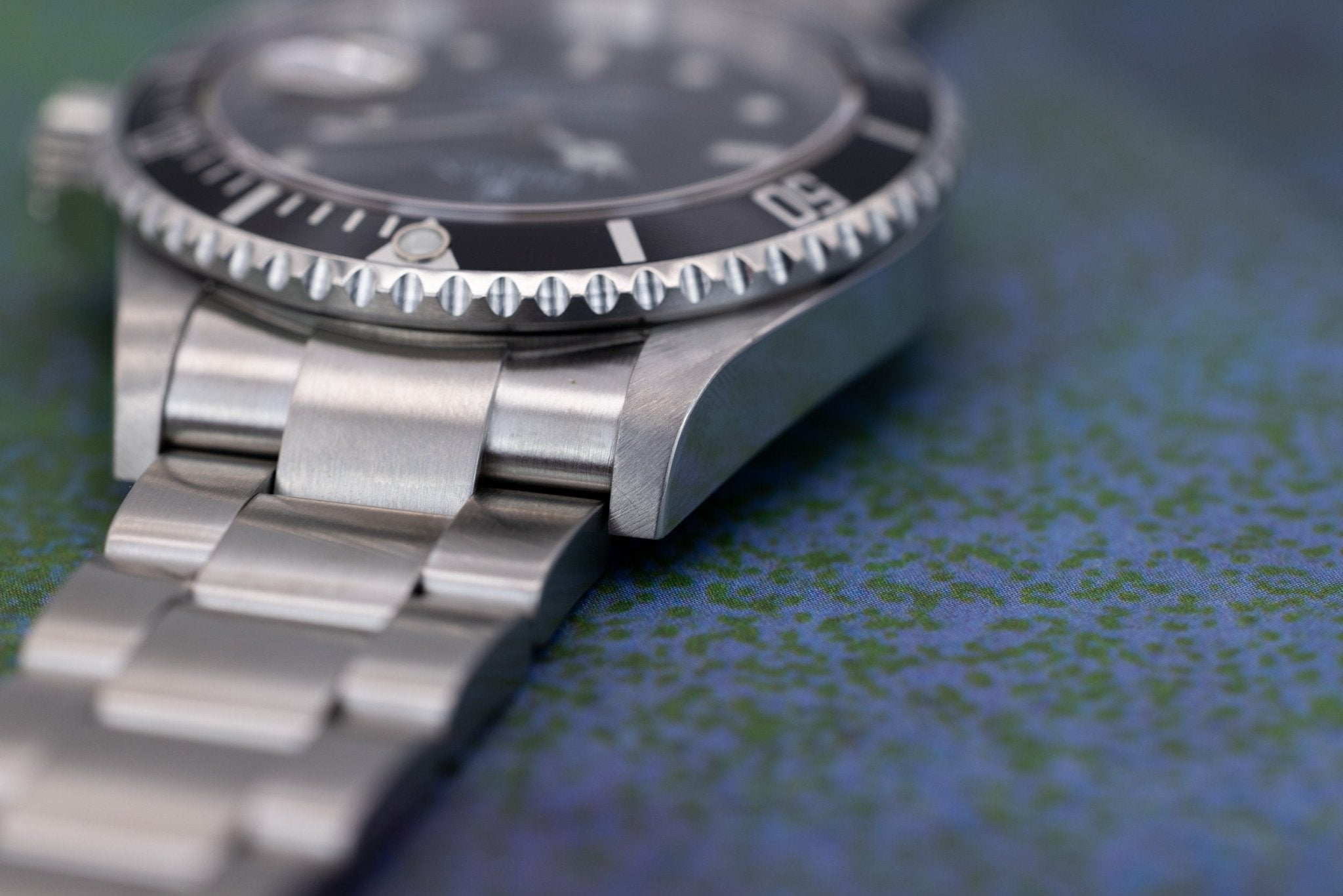 2010 Rolex Submariner Date Ref. 16610 | Engraved Rehaut | Box and Papers - Sierra Time Co