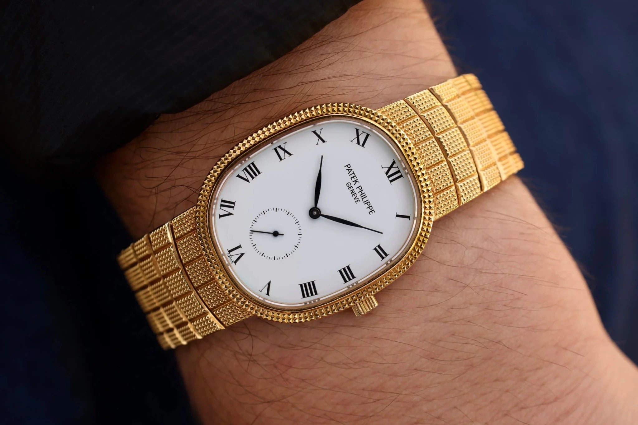 Patek Philippe Ellipse Ref. 3987 | 18K YG Mesh Bracelet | White Roman Dial - Sierra Time Co