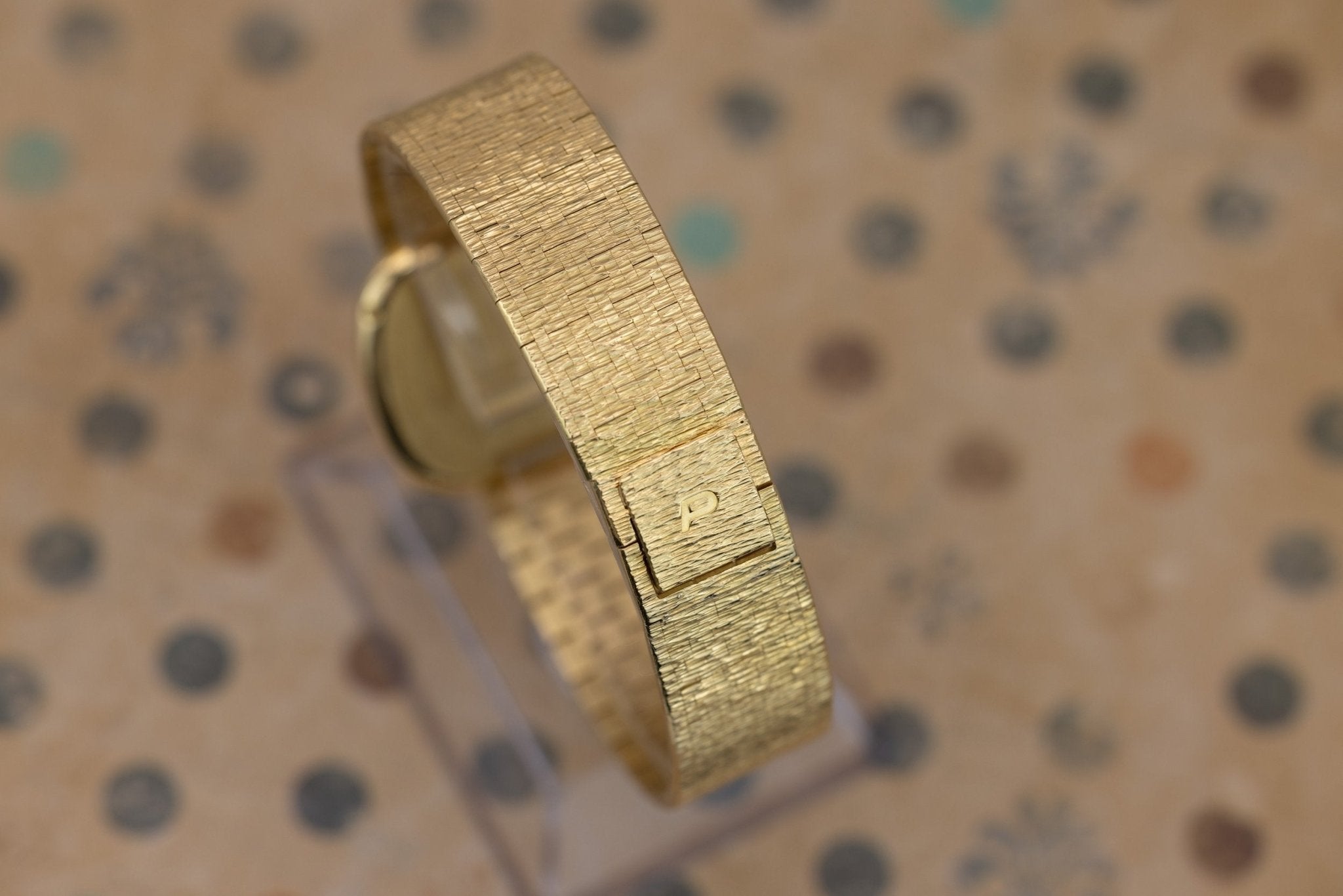 Piaget Ref. 9465A6 | TV Dial | 18K Yellow Gold - Sierra Time Co
