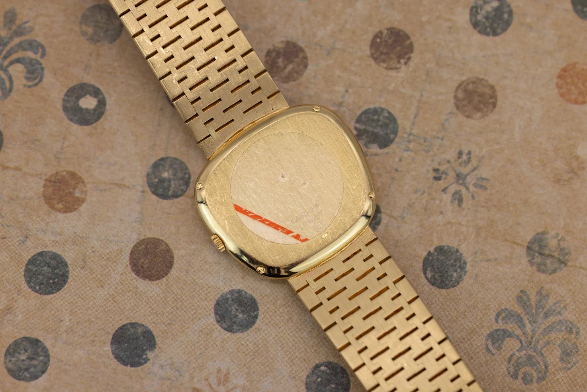 Piaget Ref. 9465A6 | TV Dial | 18K Yellow Gold - Sierra Time Co